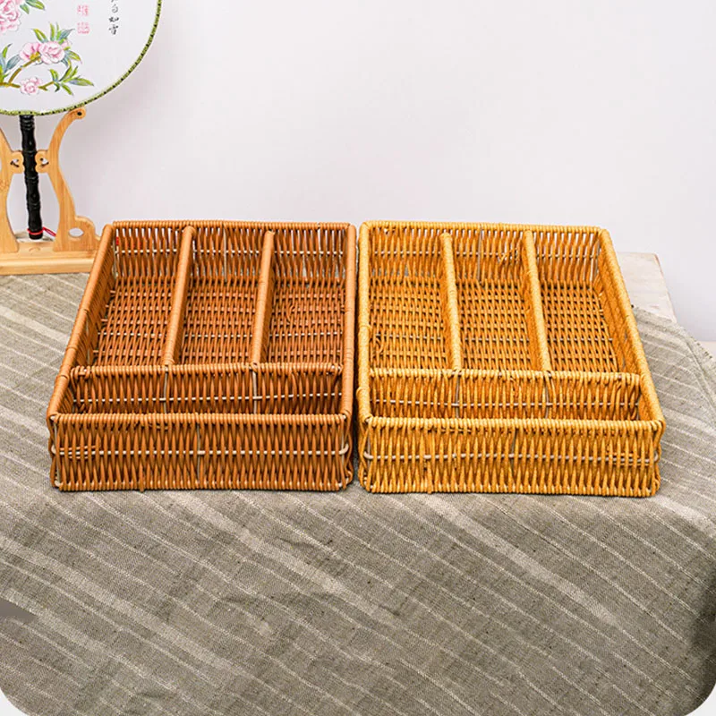 

1PC 4 Grids Imitation Rattan Wicker Basket Rectangular Handmade Woven Storage Basket for Snack Bread Stationery Hairpins Jewelry