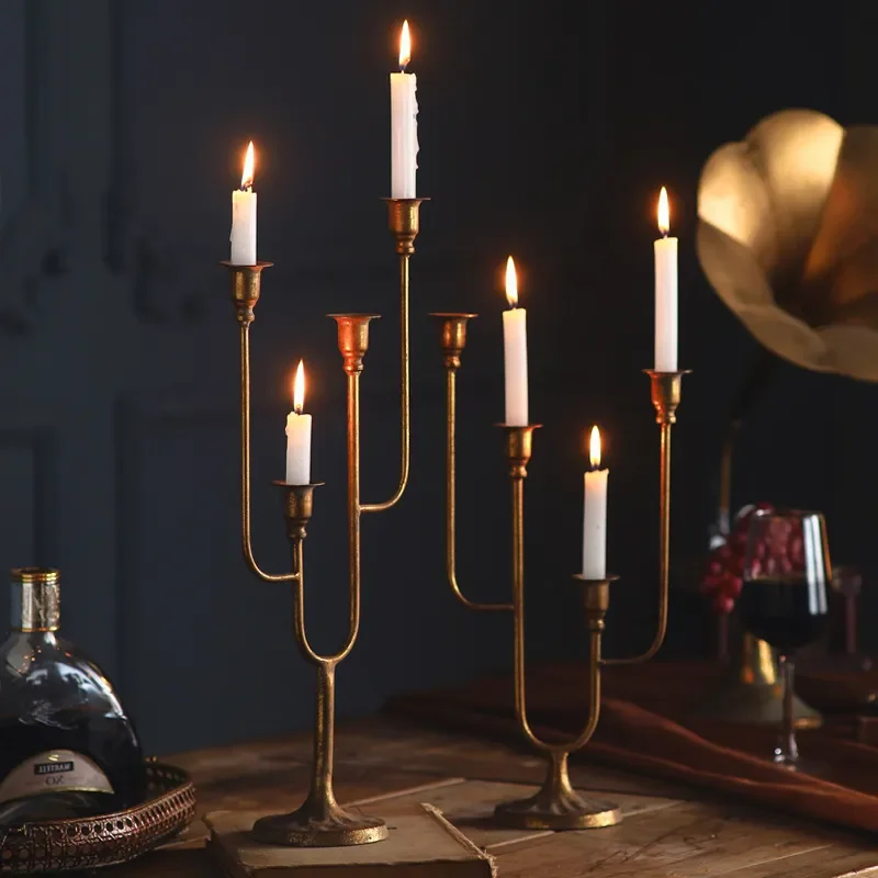 Vintage Wrought Iron Candle Holder Retro American Style Table Centerpiece for Living Room Dining Decor Home Ornament Retro