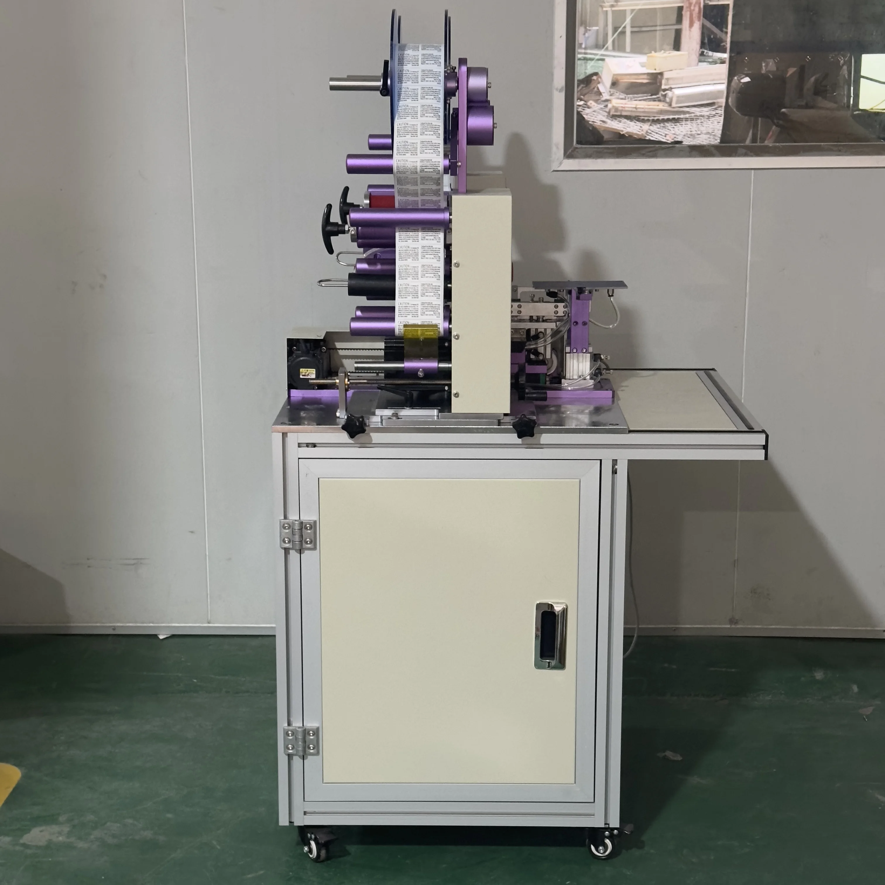 آلة وضع العلامات برأس مزدوج قابلة للطي