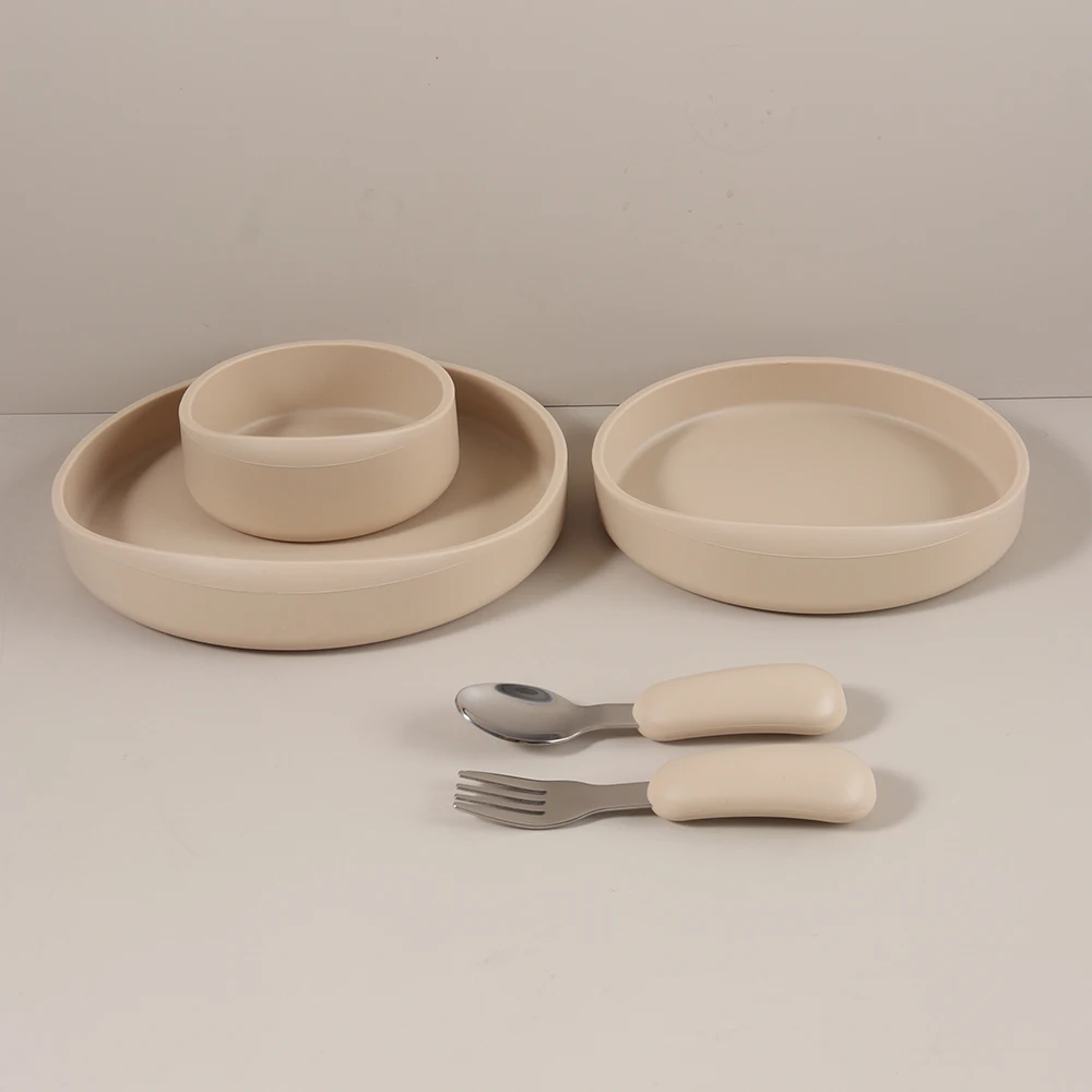 5pcs per Set Custom Name Baby Bowl Spoon Fork Set Plate Silicone Suction Bowl Base Baby Silicone Bear Head Food Grade Silicone