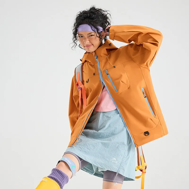 

2025 New Softshell Jacket for Men and Women, Windproof and Waterproof, Hiking and Mountaineering Sports Outdoor Hooded Jacket