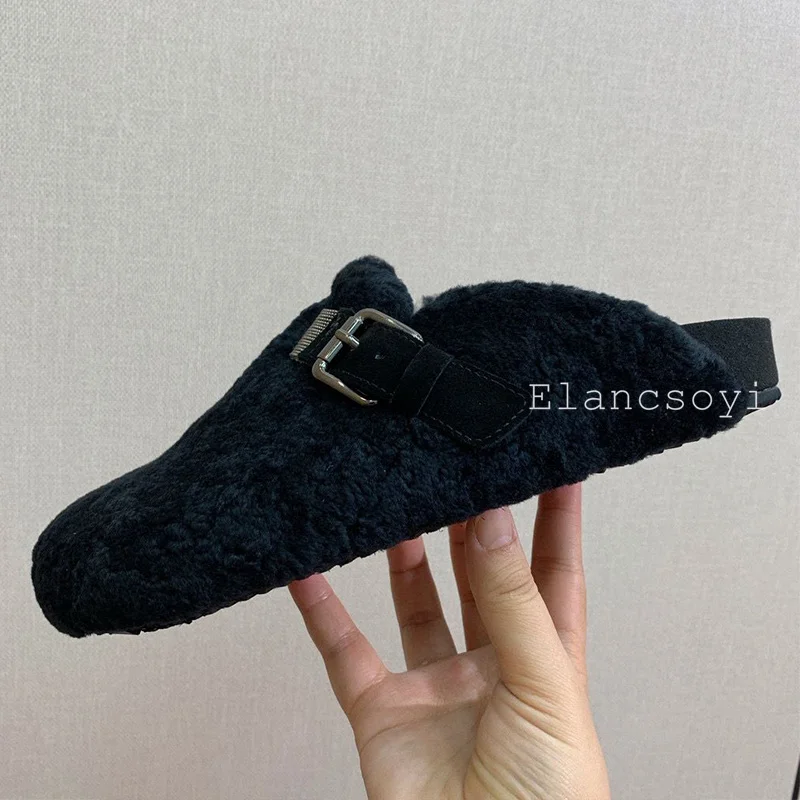 Winter Closed Toe Cow Suede Metal Bead Flat Slippers Plush Lining Women's Comfortable Home Lazy Mules Leisure Vacation Shoes