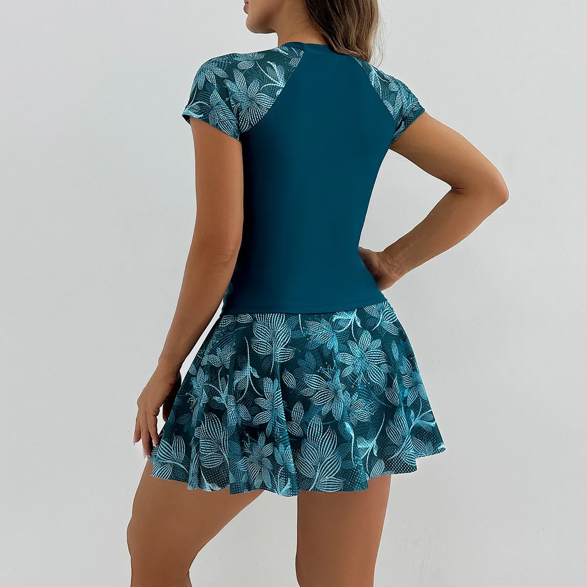 2025 Women's Split Bikini Beach Skirt Sports 2 Piece Swimsuit High Waist Tankini Swimwear Round Neck Short Sleeve Bathing Suit