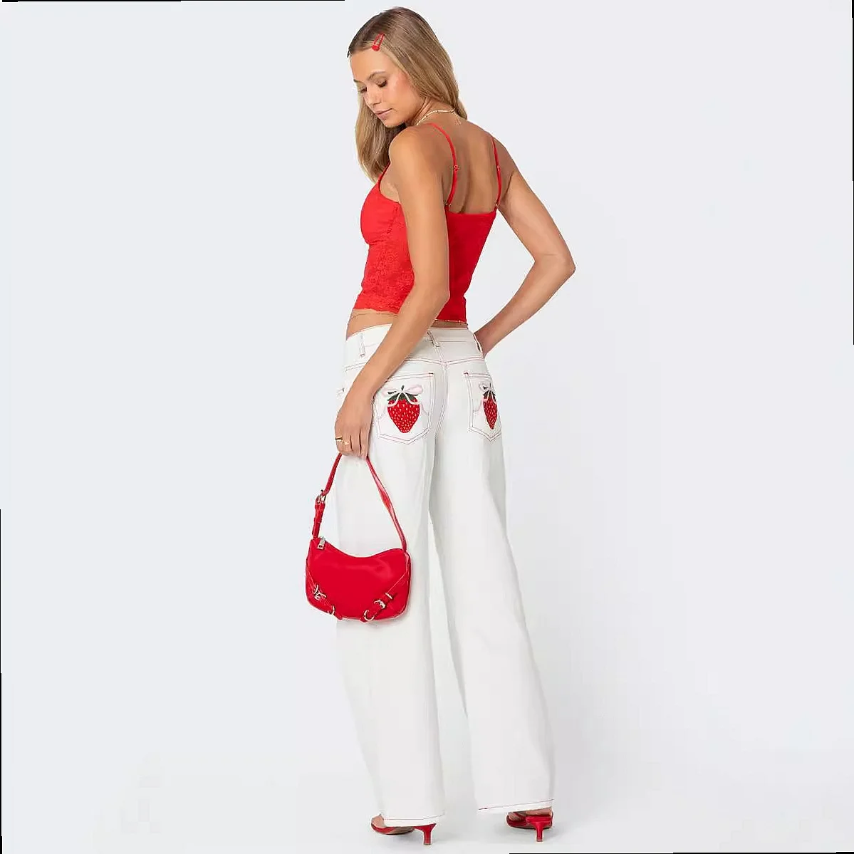 Factory direct sales European, American early autumn new white jeans bow strawberry cute patch straight tube low waist loose