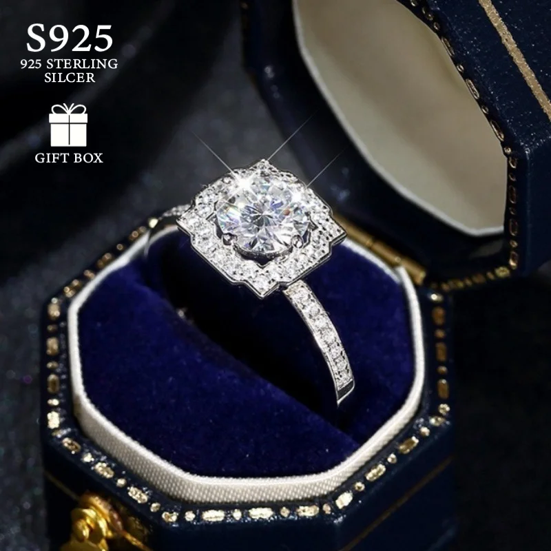 1pc 1 Carat S925 Synthetic Zircon Ring Women's Four-claw Classic Ring, Give It To Your Family As A Gift in The New Year.