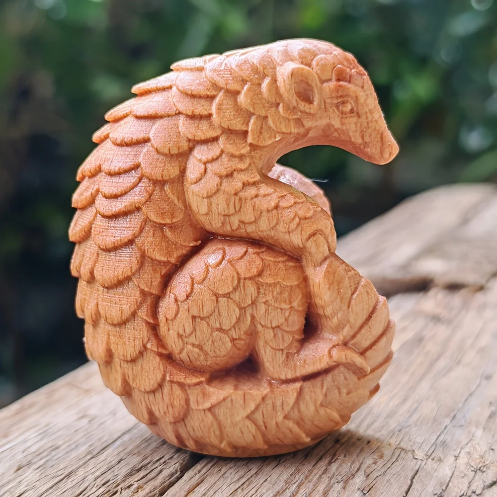 1.8 Inch Wood Carved Pangolin Ornament, Animal Style, Simple Style, Suitable for Living Room, Back-To-School Season Gift, Bedroom, Fireplace, Housewarming Gift, Office, New Year Gift, Desktop Decoration