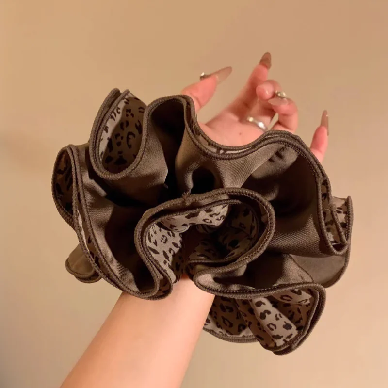 

Leopard Print Satin Large Intestine Headband Four-layer Lock Edge Oversized Hair Tie Versatile Bun Hair Flower Fashion Hair Rope