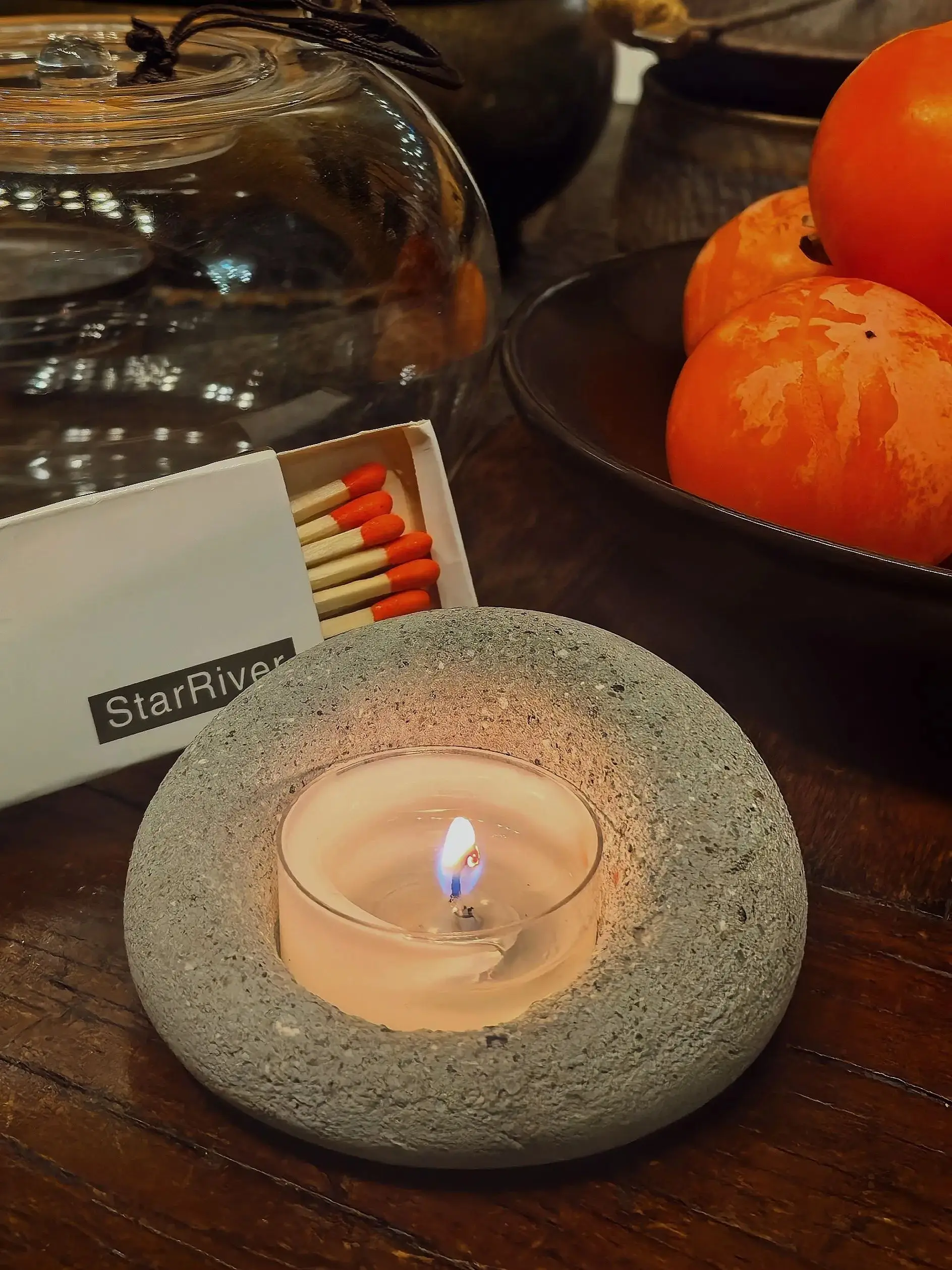 Creative atmosphere, white aromatherapy tray, candle holder, candle stand decoration, ins pebbles