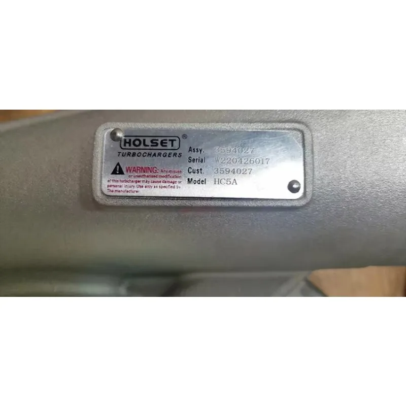 

2025/K19 KTA19 QSK19 Diesel engine parts 3523850 3594027 3801697 3035306 3033549 Turbocharger for cummins