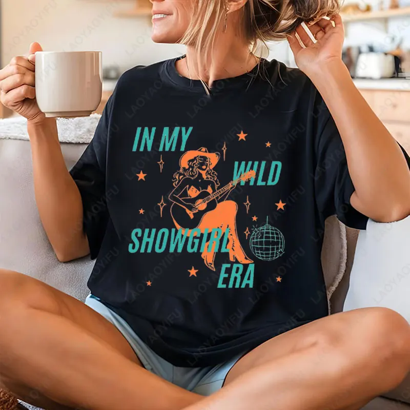 تي شيرت In My Wild Showgirl Era: In My Showgirl Era قميص-Life of a Showgirl-Showgirl Life تي شيرت-Showgirl Gift-Ts12 قميص