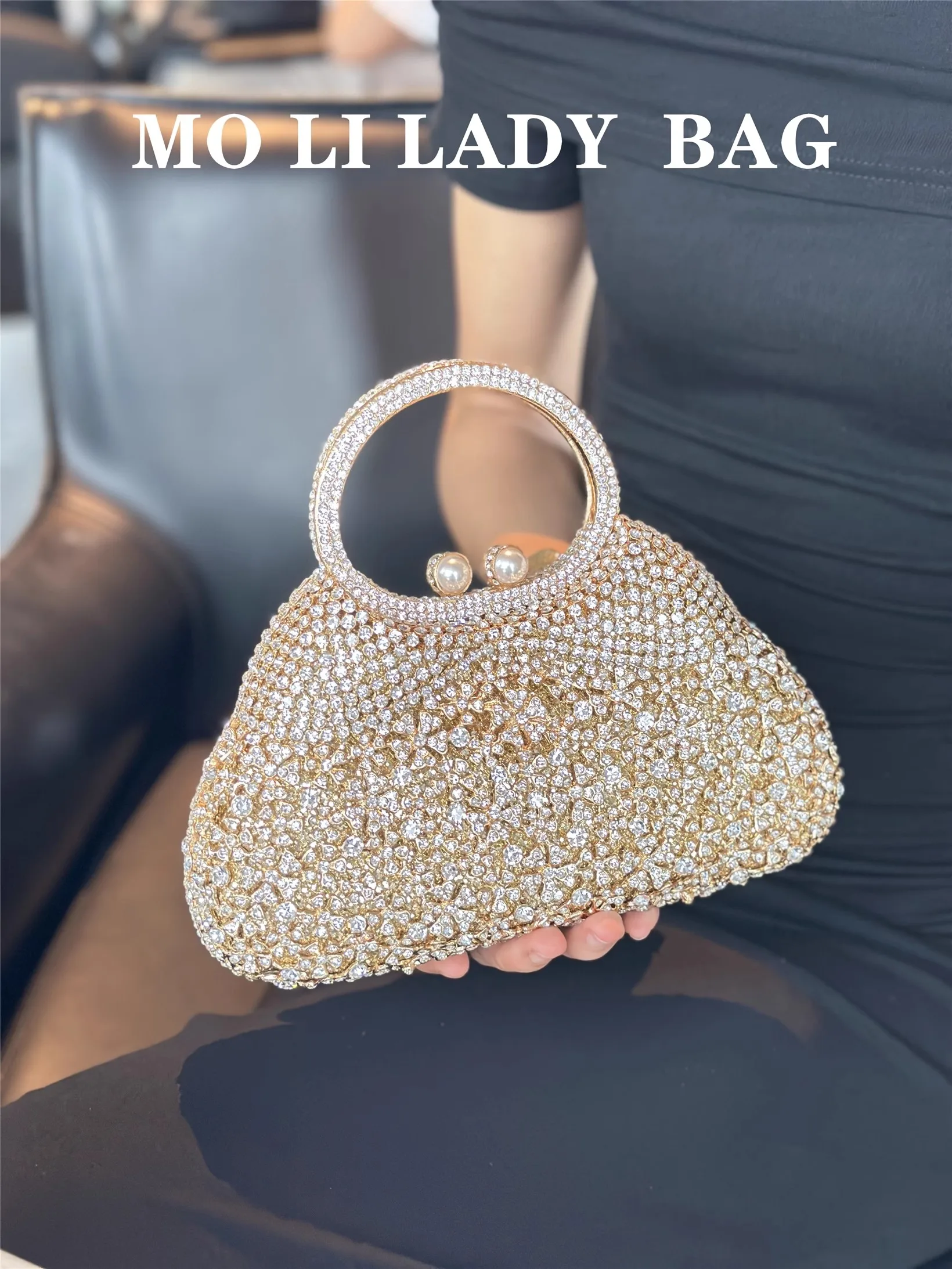 

Luxury Exquisite Banquet Bag Glitter Metal Clutch Purse Crystal Shiny Rhinestone Diamond Evening Bag Wedding Party Women Handbag