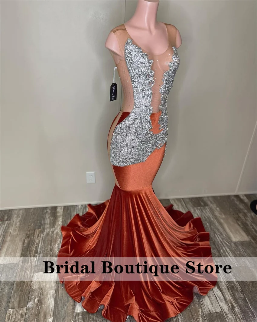 

Elegant Long Prom Dresses For Black Girls 2024 Luxury Silver Rhinestone Beads Sheer Neck Mermaid Wedding Party Gowns Customized