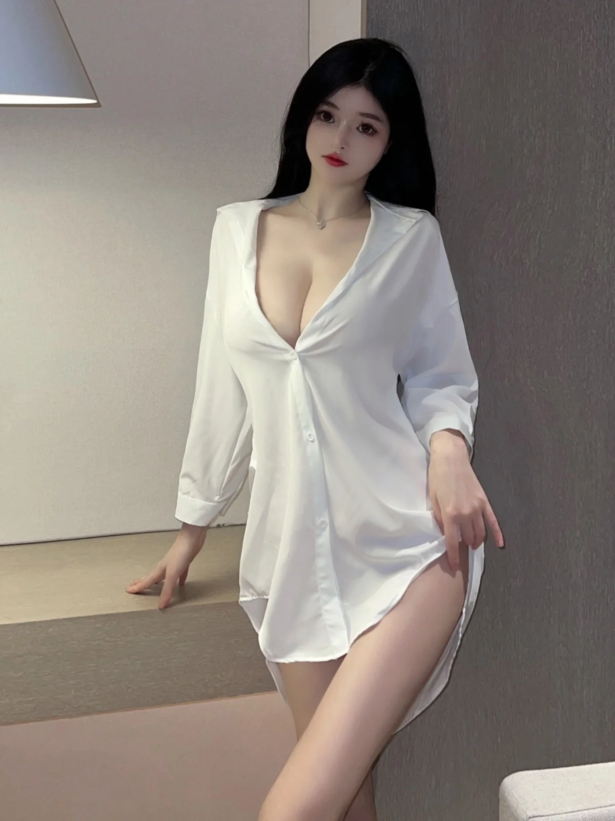 

Sexy Low Cut Loose Slimming White irt for Women Comfortable Night Club Sle French Sle Straight Tube Long Sve irt