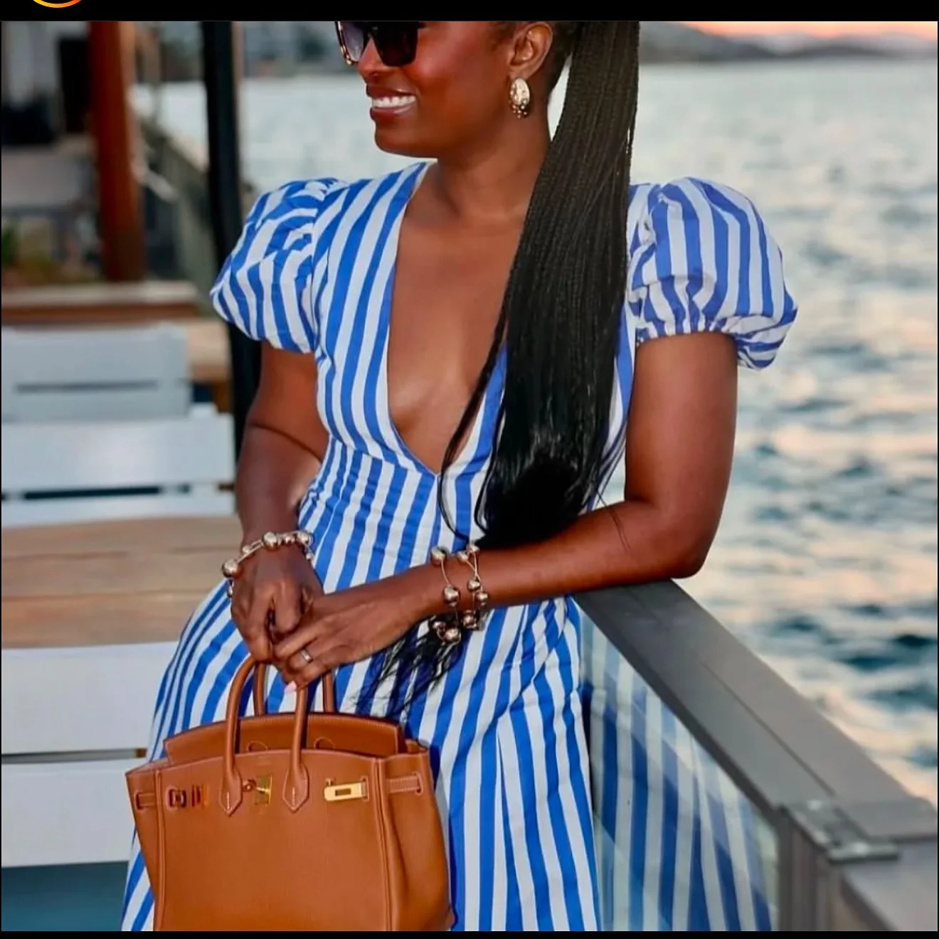 ผู้หญิงลายพิมพ์คอวีเซ็กซี่เข้ารูปพอดีกระโปรงยาวสวิงใหญ่แขนฟอง 2025