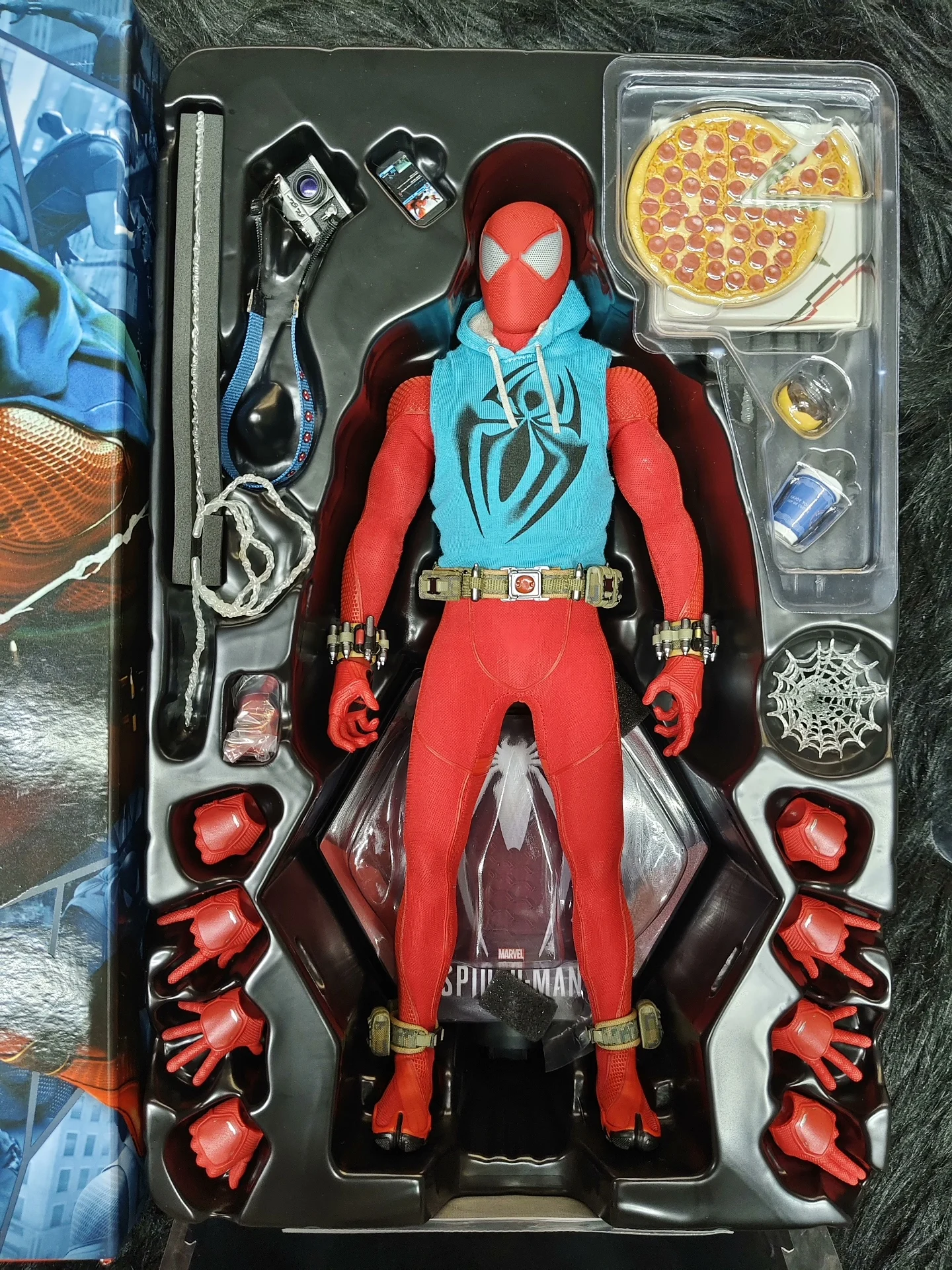

HOTTOYS HT VGM34 1/6 Scarlet Spider-man 2019 Exclusive Version Video Game Original 12" Full Set Cloth Man Action Figure Gift