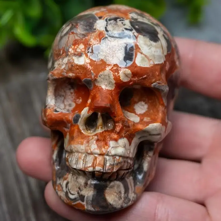 Crâne en cristal naturel, sculptures de crânes en agate, décoration minérale en cristal, cadeau spirituel exquis pour Halloween, idéal pour les collections