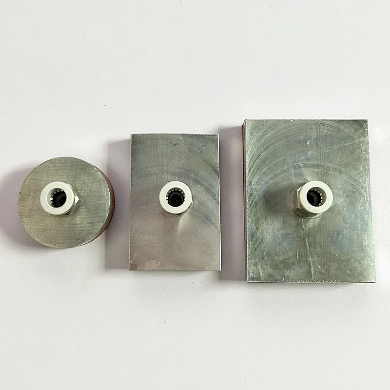 

3 присоски для вакуумного детектора утечек в клапанах: большая присоска 90x70 мм, средняя присоска 70x55 мм, маленькая присоска 50 мм.