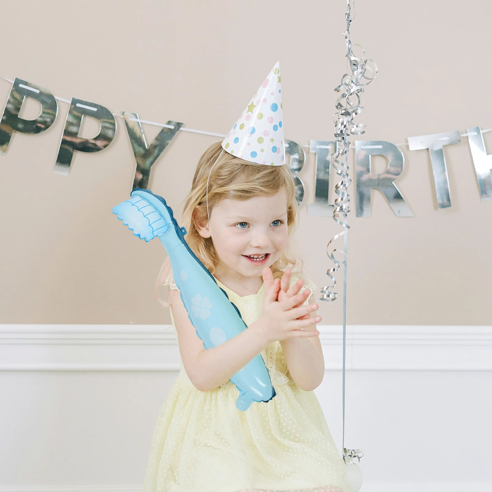 

4pcs Giant Toothbrush Balloon Decorations Set Large Cute Balloons For Kids Birthday Party Vibrant Party Prop Balloons Pack