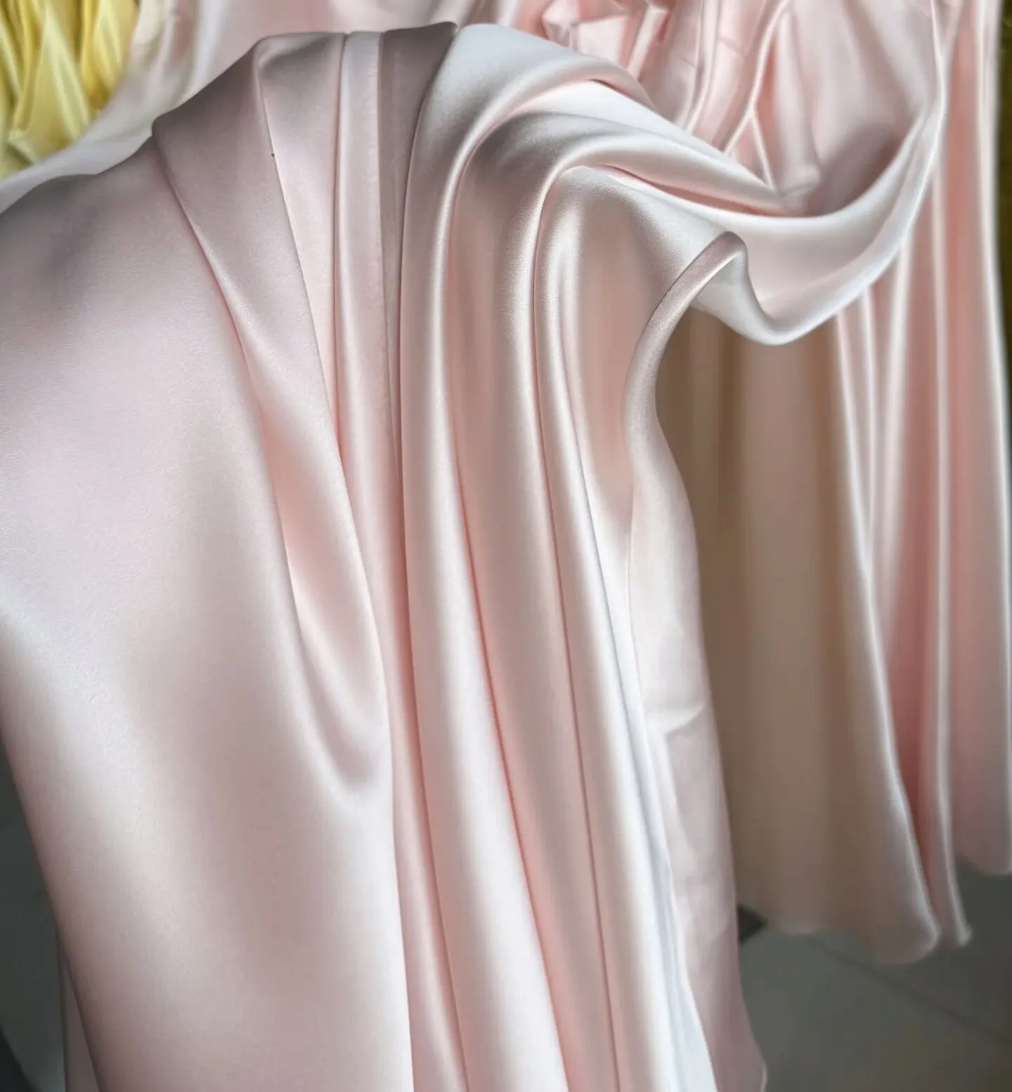 Pink Champagne Khaki Soft Satin Real Silk Cloth Draping Fabric for Wedding Purdah Background Tablecloth Glossy Fabric