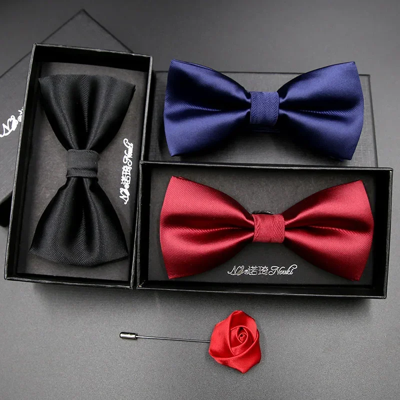 Red bridegroom's bow tie, men's formal dress, best man's fashion, high-end wedding group suit shirt bow tie