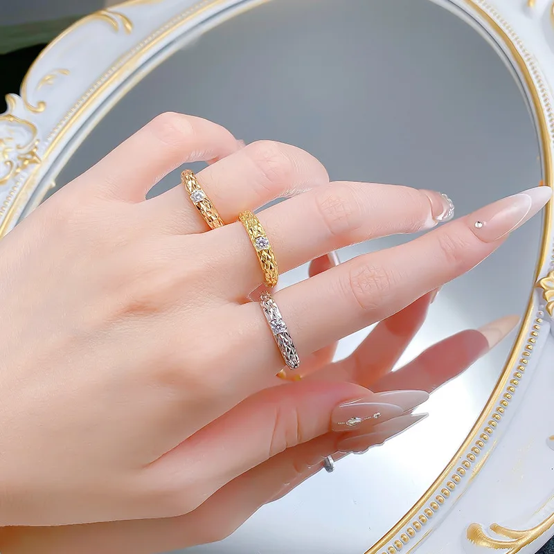 Luxury Solitaire Moissanite Rings for Women - 925 Sterling Silver Engagement Ring & Wedding Band Rose Gold Plated Jewelry Gift