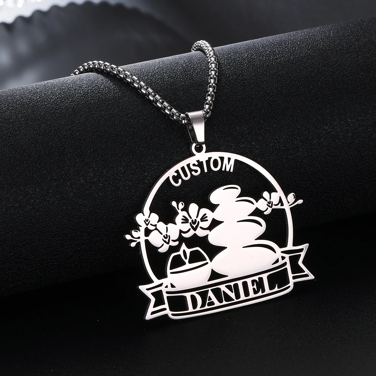 Customized Personalized Name Necklace For Women Men Stainless Steel Hollow out Flower Pattern Pendant Jewelry Gift