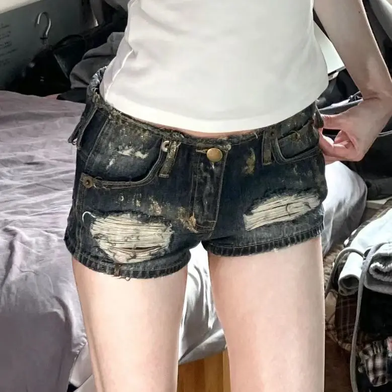 2025 summer new women's low waist denim y2k shorts tight hip wash hole denim shorts jeans