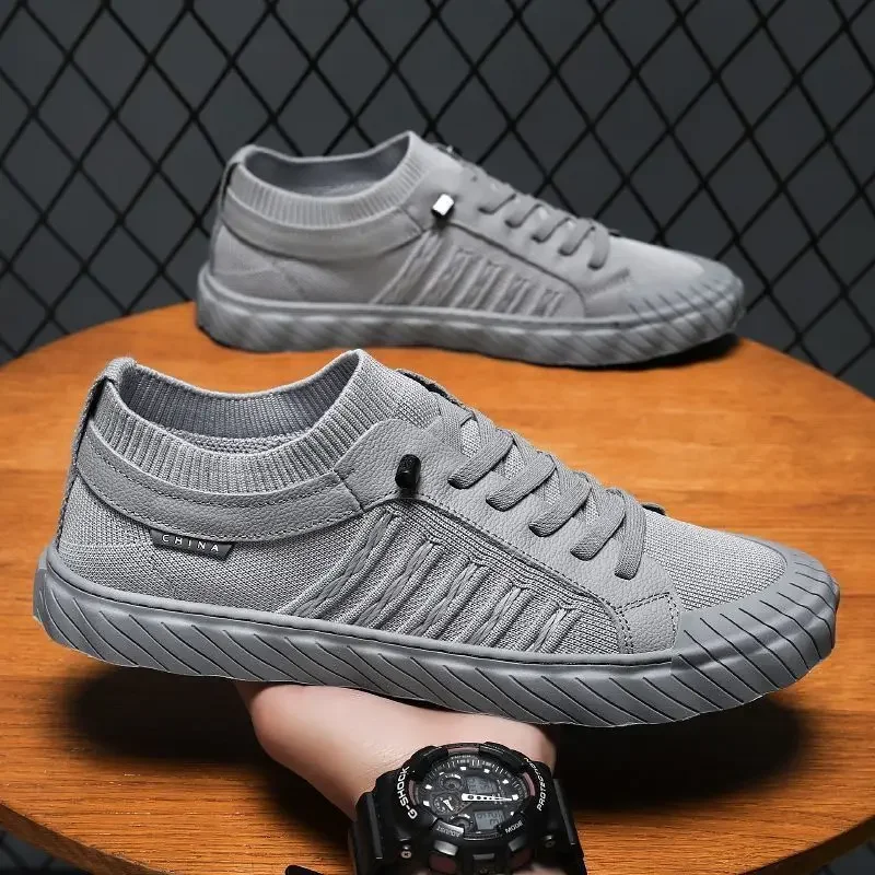 Modne buty wulkanizowane dla mężczyzn luksusowe męskie buty w stylu casual Outdoor Walking mokasyny męskie wygodne mieszkania Zapatos Para Hombres