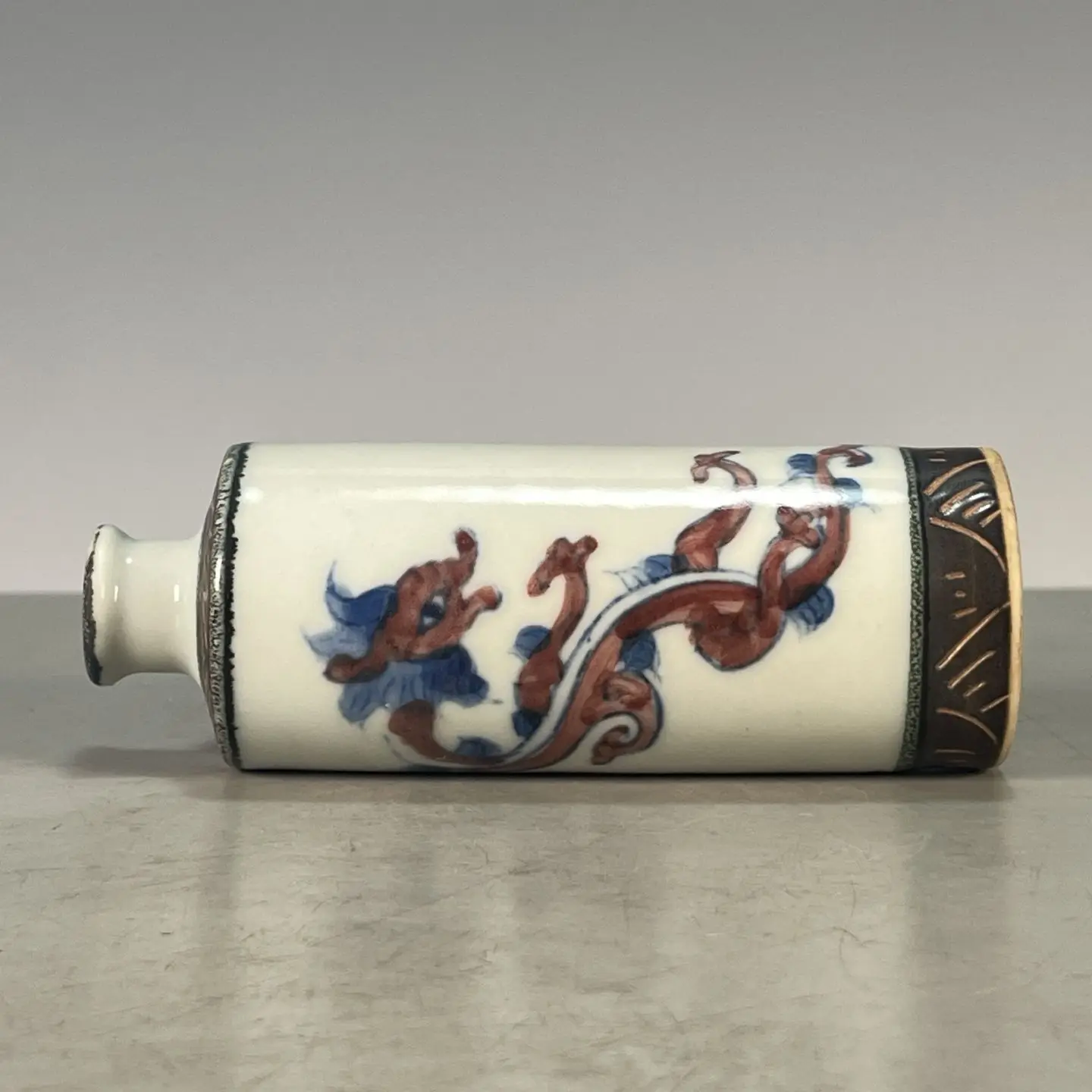 Collectible Porcelain Palm Play Curio, Freehand Dual Underglaze Blue-and-White & Copper Red Chilong Hornless Dragon Motifs