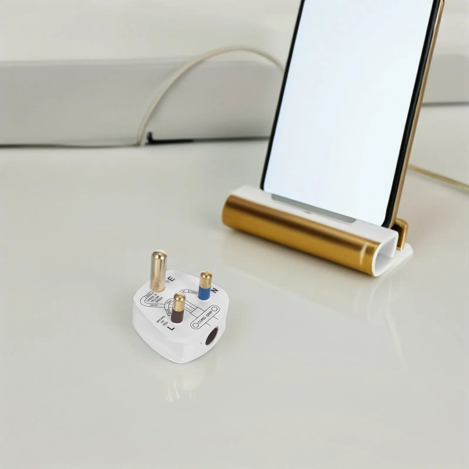 Uk 3-Pin Plug Pure Copper Comp - Home Office In Uk avaliação e preço
