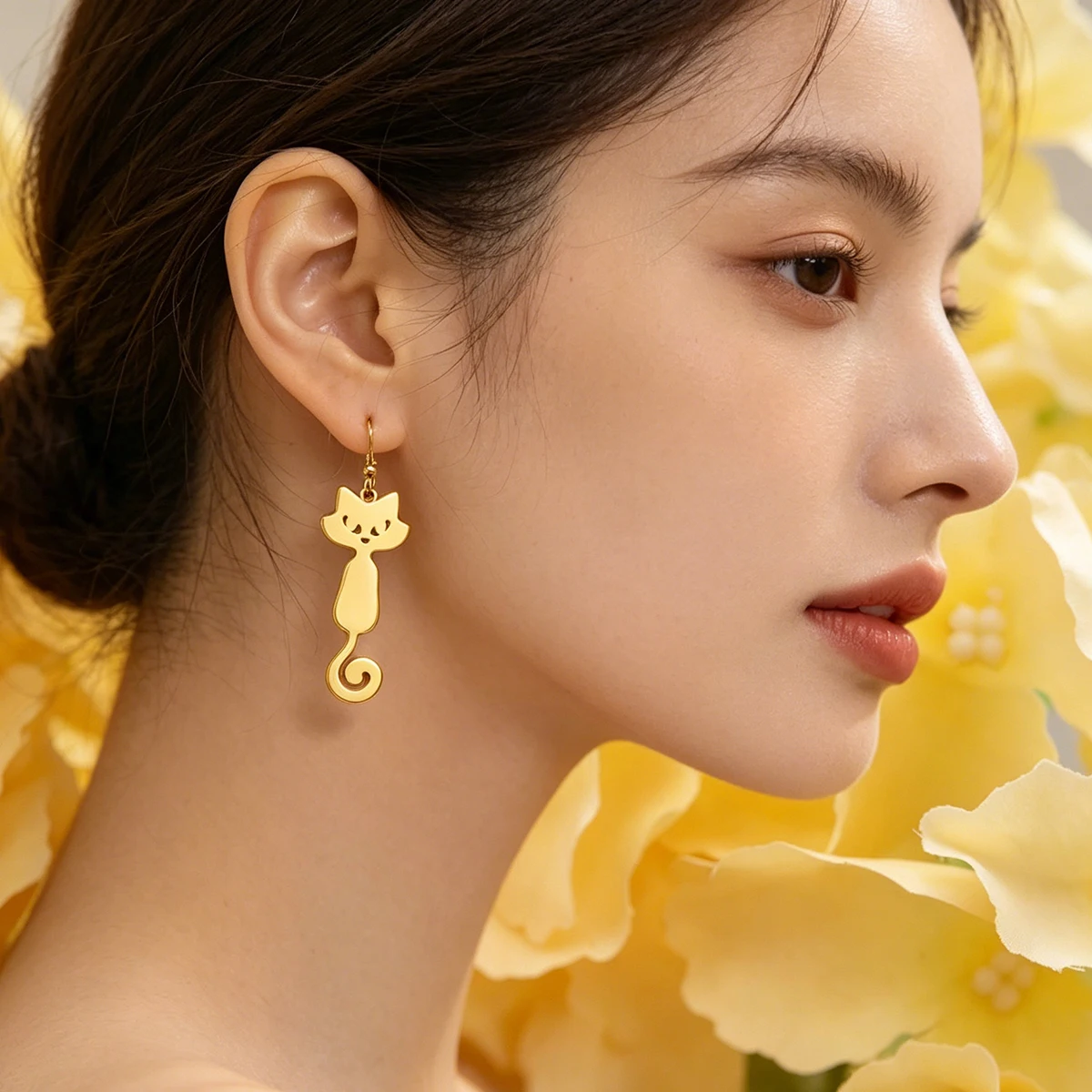 Lovely Curly Tail Cat Dangle Earrings Stainless Steel Gold Color Kitten Drop Earrings Cute Animal Jewelry Gifts for Women Girls