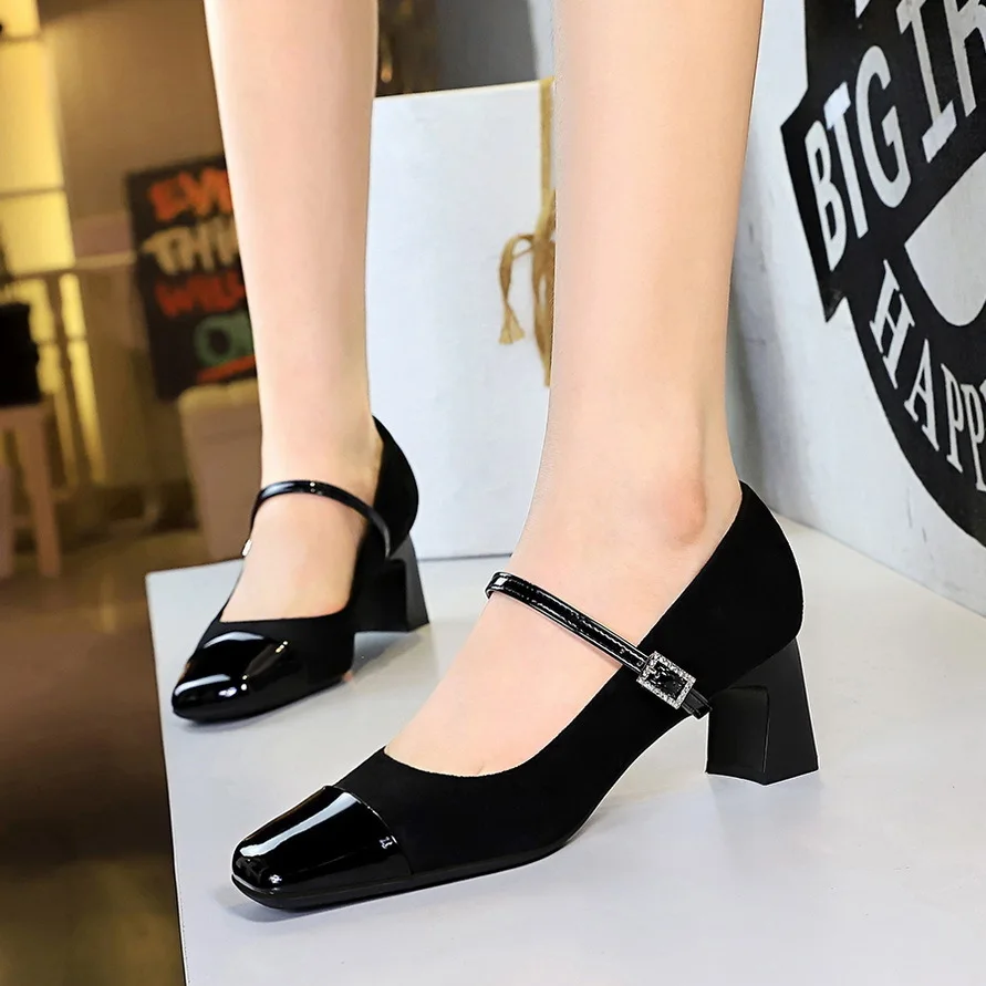 

new pattern Women's Shoes Thick Mid Heel Shallow Mouth Spliced With Straight Line Rhinestone Buckle Suede Women Pumps