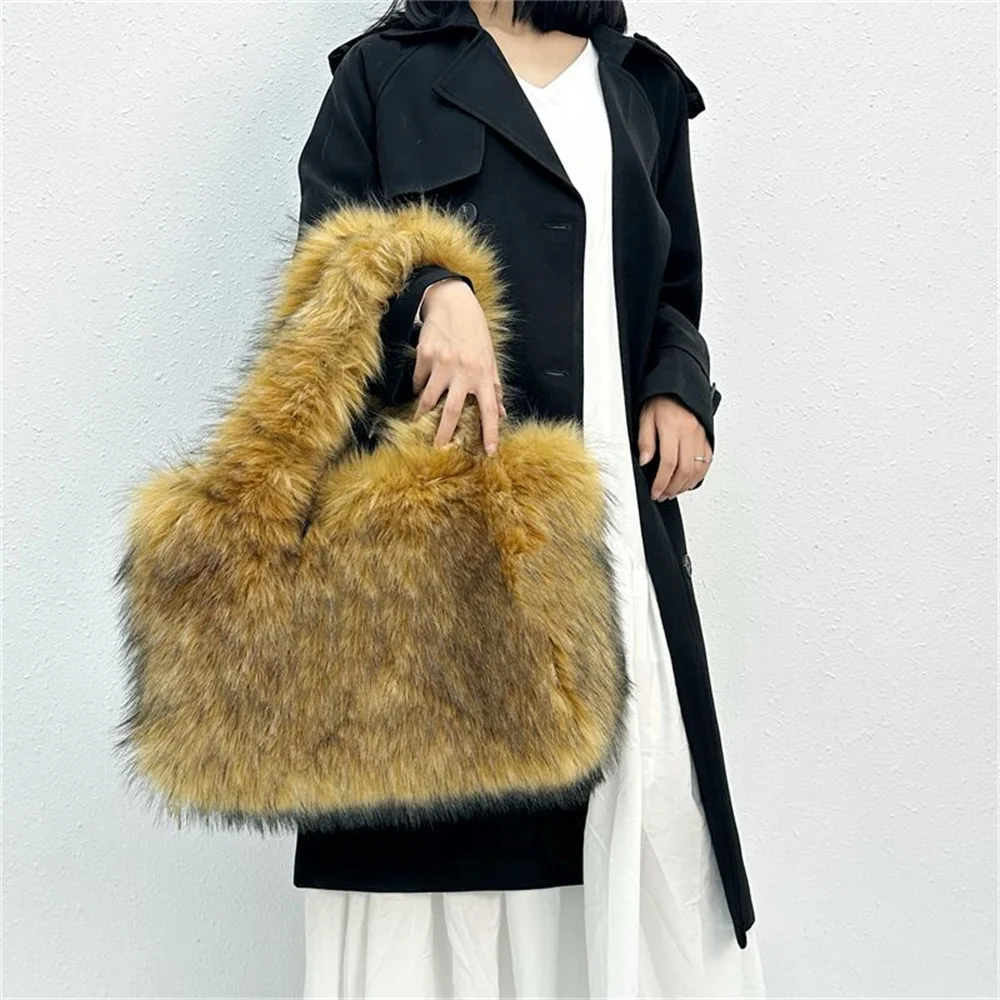 

Повседневные сумки через плечо из искусственного меха для женщин, сумка-тоут с имитацией енота, женская большая вместительная дорожная сумка на плечо, мягкая сумка из искусственного меха