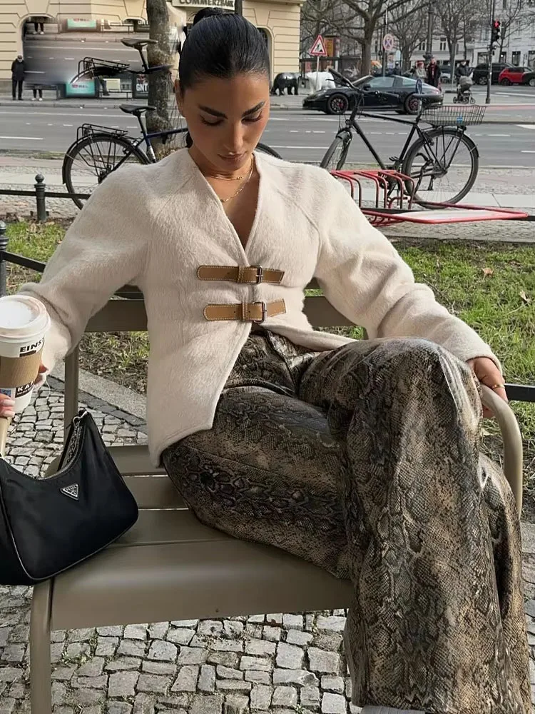 2024 Spring Woman\'s Fashion Casual Beige Cardigan Sweater Coat V-Neck Long Sleeves With Belt Knitted Crop Tops Streetwear