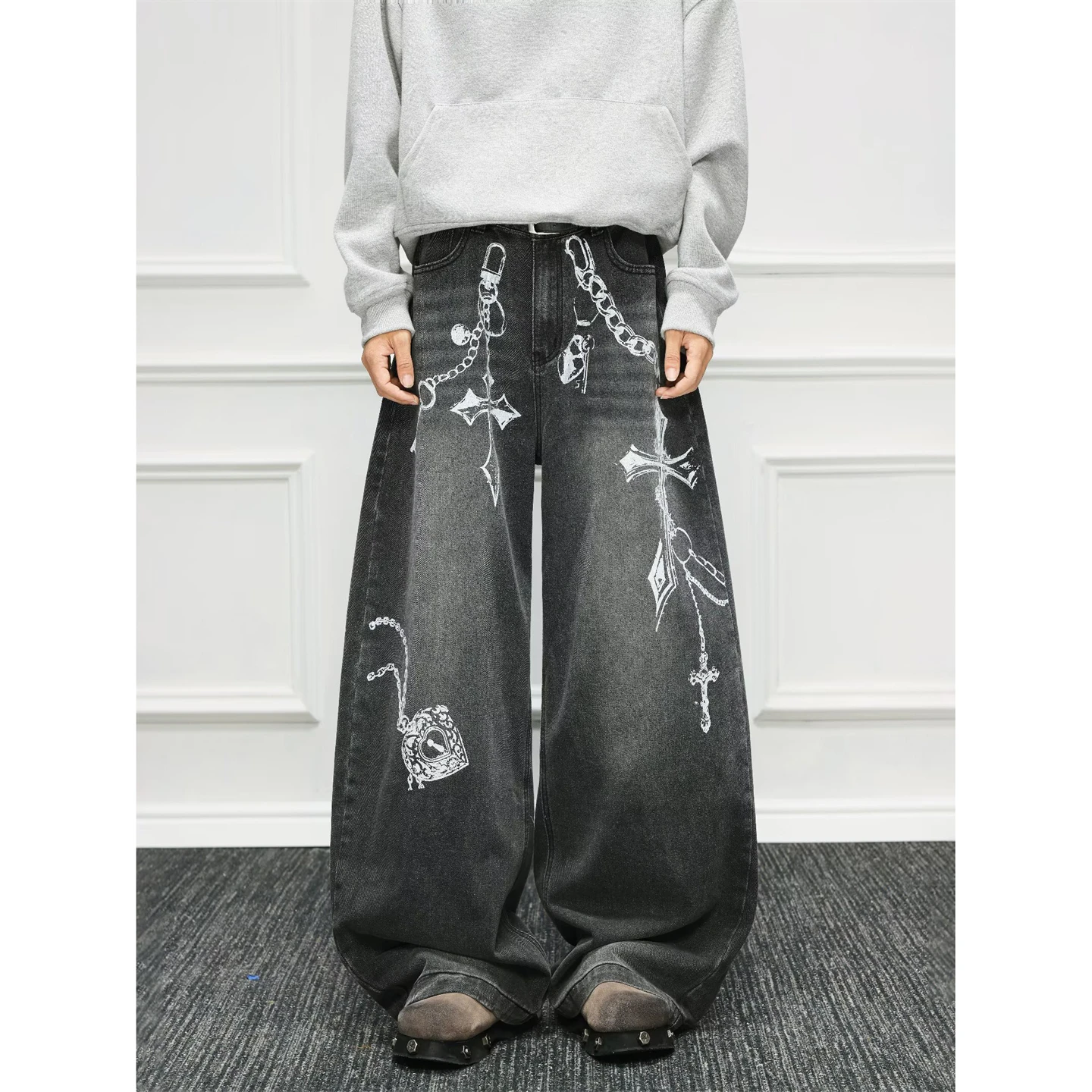 

Retro American Washed Design Wide Leg Denim Jeans Casual Loose Fit for Men And Women Trendy Brand Floor Length Pants