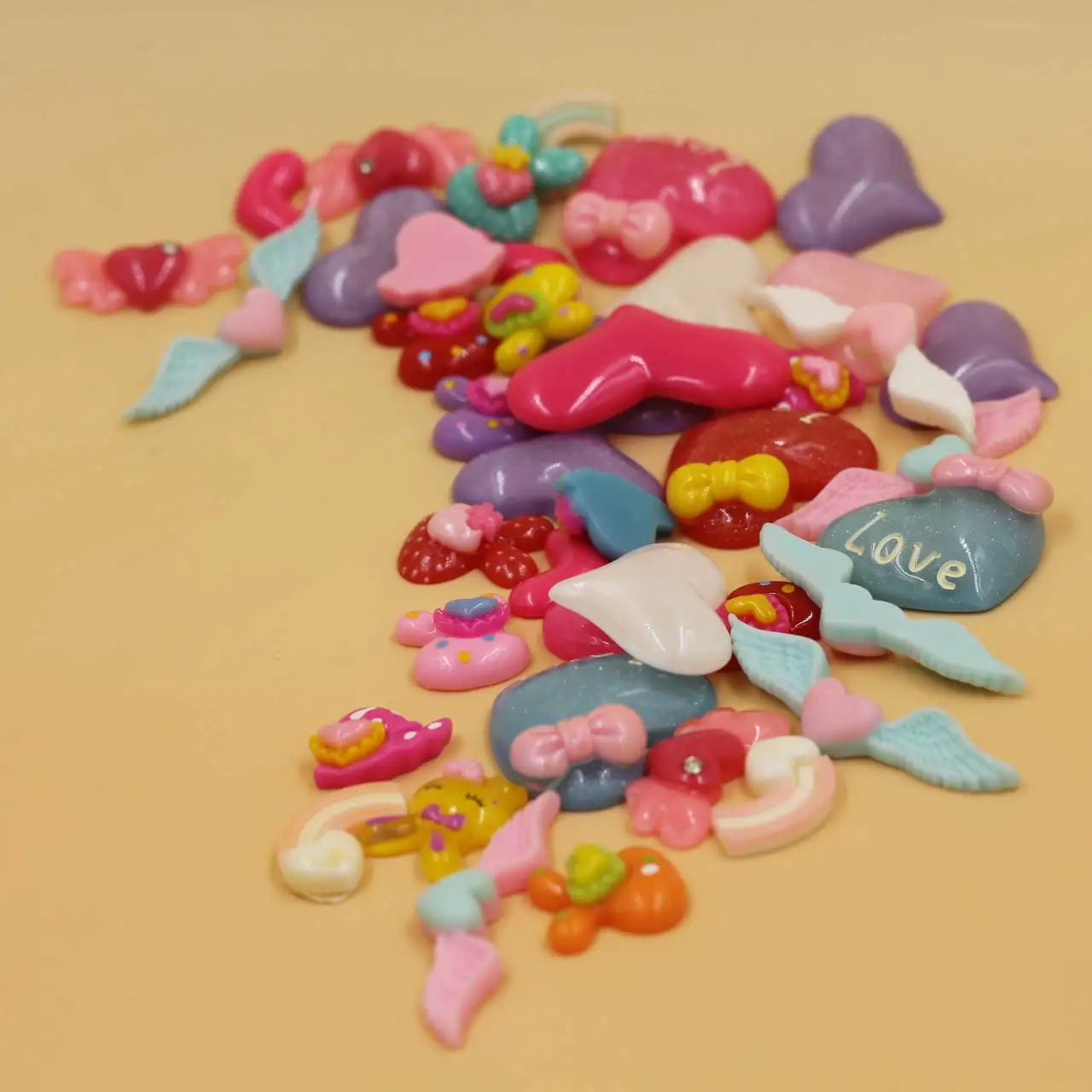 50PCS Mixed Random Love Heart Theme Resin Charm Cameos Cabochon 10-50mm Long DIY Handicrafts Decoration Jewelry Accessories