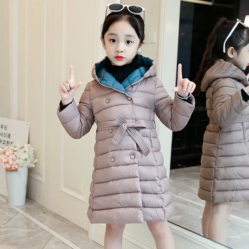 New winter clothing for girls, including a princess down jacket and a medium to long cotton jacket, with a trendy style for chil