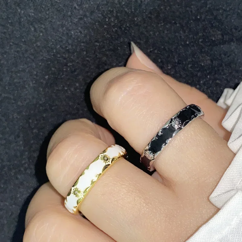 

MDL Moissanite Style Black Medieval Flower Drip Ring Men's 18K Adjustable Fashion Ring