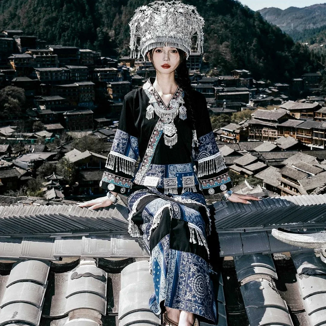 China Ethnic Costume Minority Miao Villages Travel Photography Apparel Miao Girls Tujia Ethnic Group Popular Performance Clothes