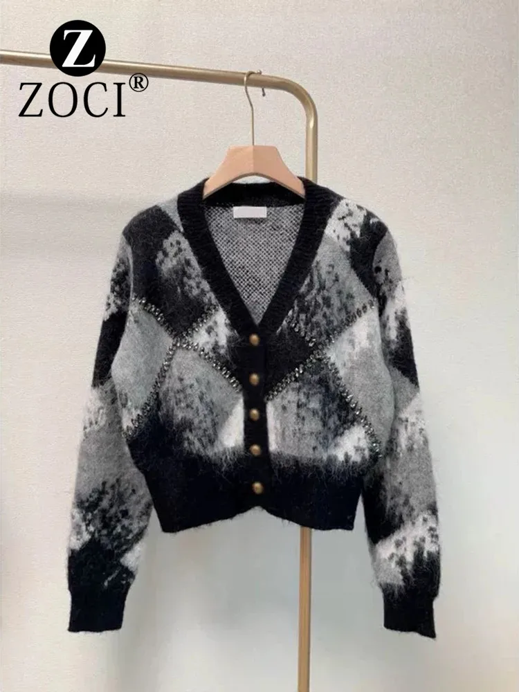 [ZOCI] 2024 Design Inspired Diamond Studded Knitted Cardigan Women's Clothing, Autumn And Winter Small Fragrance Style Sweater