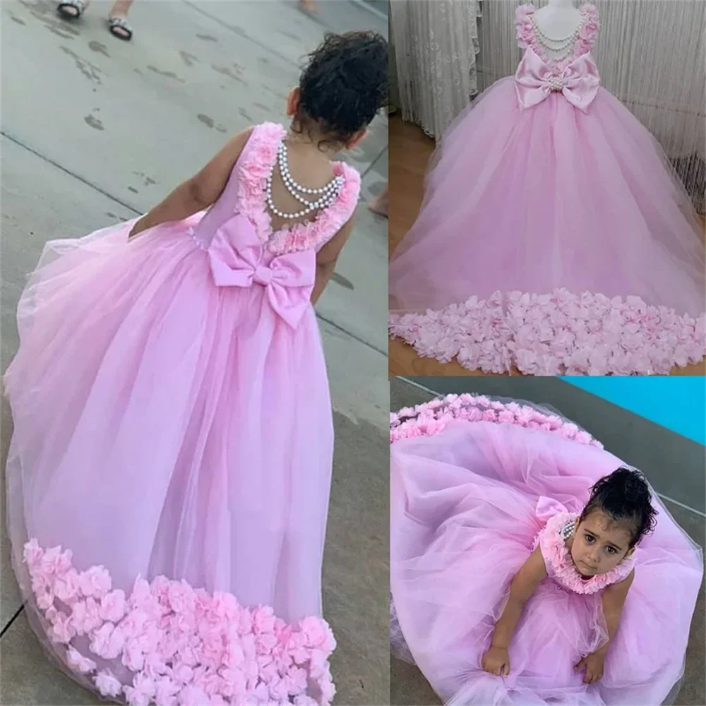 Flower Girl Dress Gorgeous Pink Tulle with Pearls 3D Floral Appliques Backless Lovely Girls Birthday Party Gowns With Long Train