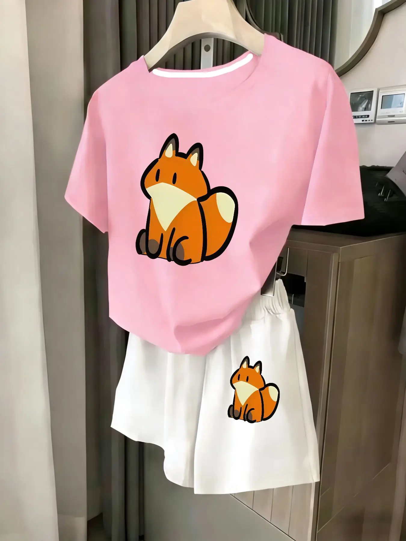 

Ladies 2-Piece Set Summer Beach Vacation Casual round Neck Short Sleeve Random Print T-Shirt Elastic Waist Shorts Suit Comfortab