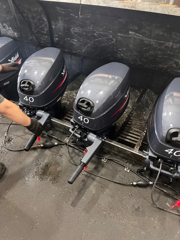 

Low-Fuel-Consumption 40HP Short Shaft Outboard Boat Motor for Recreational Boating