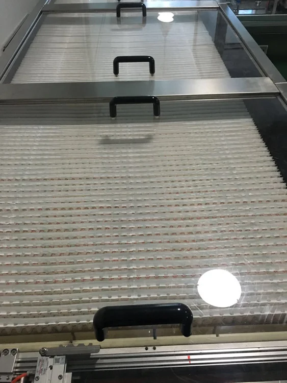 Fabricante de linha de produção de enchimento e vedação de supositórios totalmente automático