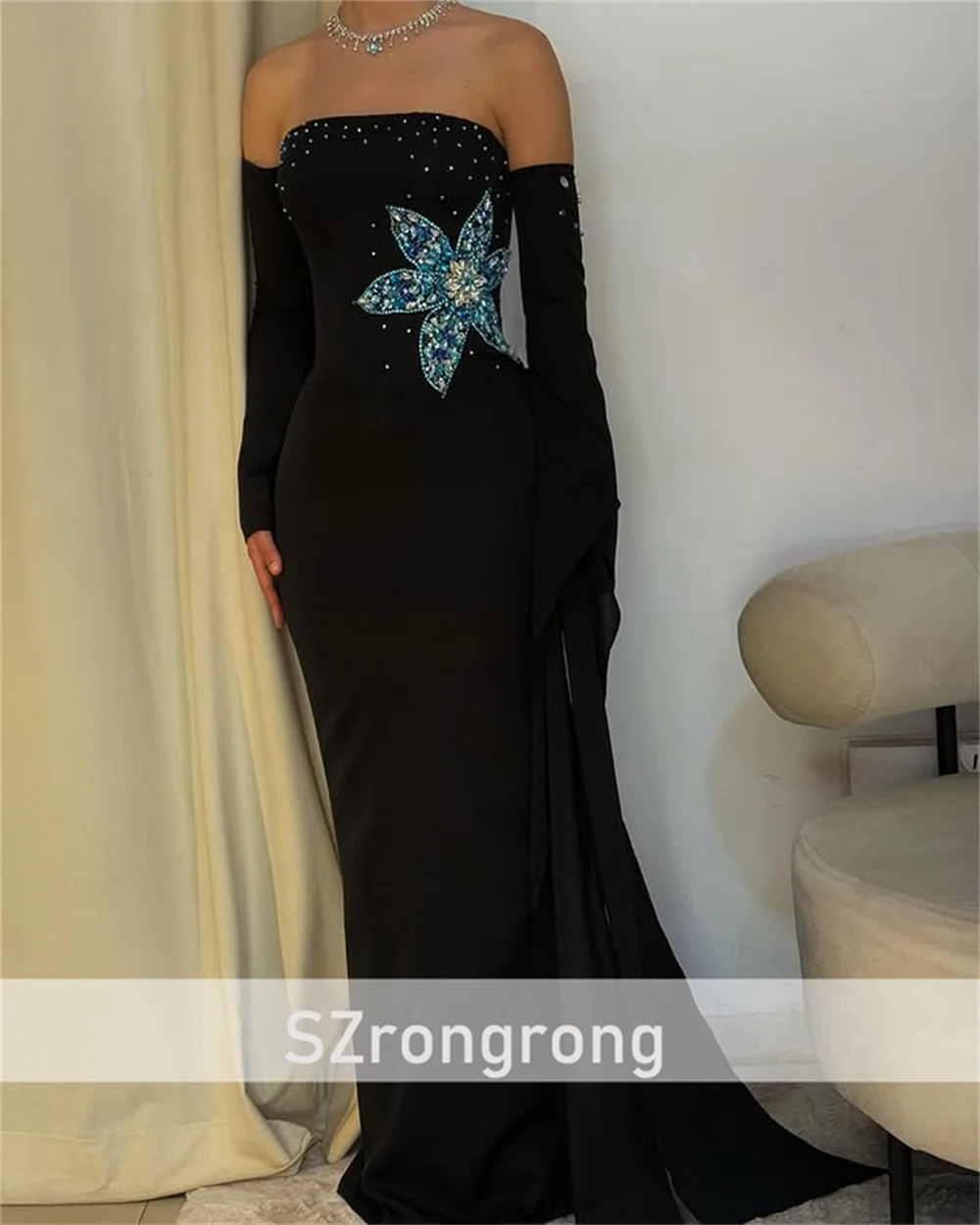 فستان سهرة سعودي مذهل بياقة قارب من الساتان 3/4 كم مع غمد كريستالي بدون ظهر فستان عربي طويل مصنوع حسب الطلب