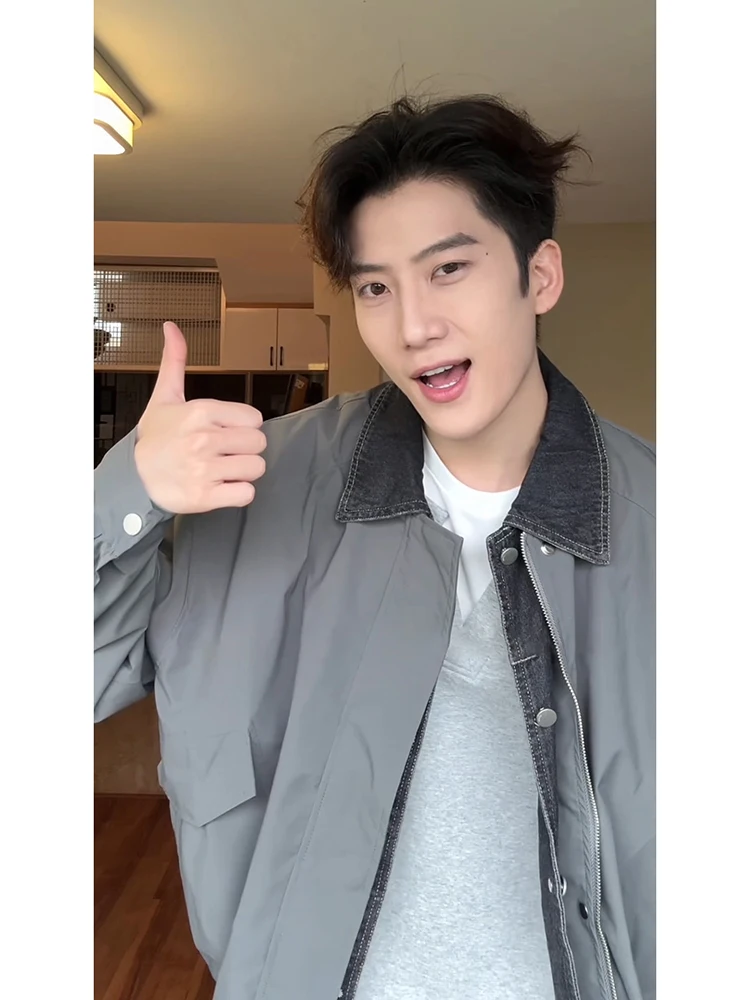 

Мужская джинсовая куртка с пэчворк-дизайном, повседневная, весенняя, с воротником-стойкой, в американском стиле, бейсбольный жилет, свободный крой