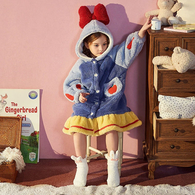 MINISO Disney Snow White Girl's Sleepwear Kawaii Daisy Princess Pajamas Cartoon Winter Warm Robe Cute Windproof Kids Shower Robe