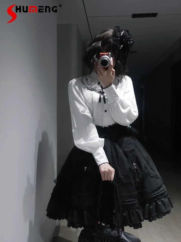 

Милые комплекты из 2 предметов в стиле Лолиты для девочек, белая однобортная рубашка с длинными рукавами, черная короткая юбка с кружевной строчкой и высокой талией, женские комплекты