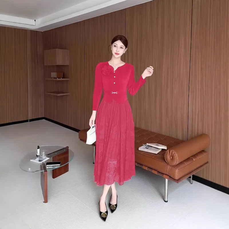 Miyake Pleated Dresses 2026 Spring New Pleated Fashion Flowers Big Size Dress Loose Thin Temperament Elegant Lace Long Skirt