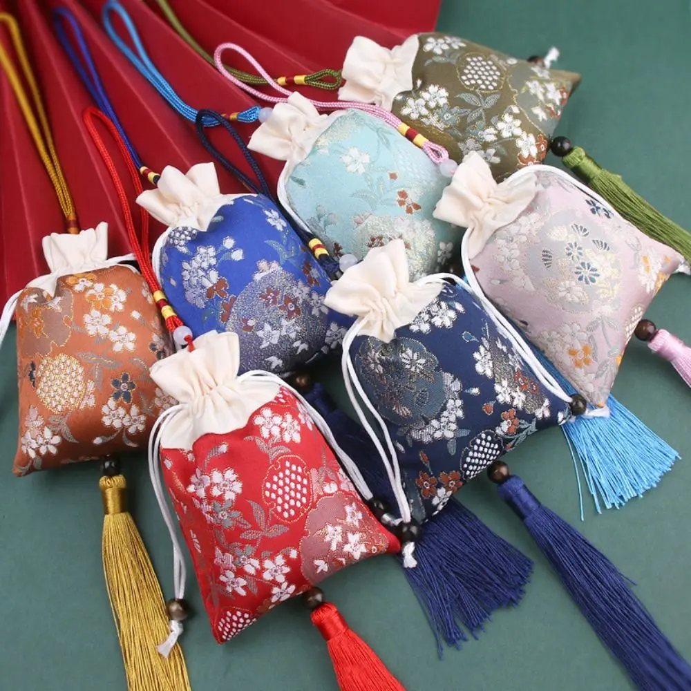 Floral Flower Tassel Drawstring Bag Mini Coin Purse Beaded Canvas Ethnic Flower Handbag Wrist Bag Hanfu Decoration